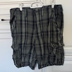 Sonoma Green and Black Plaid Cargo Shorts